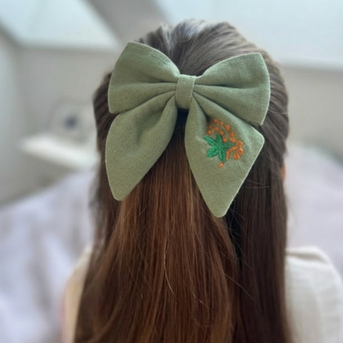 Zöld masnis hajcsat